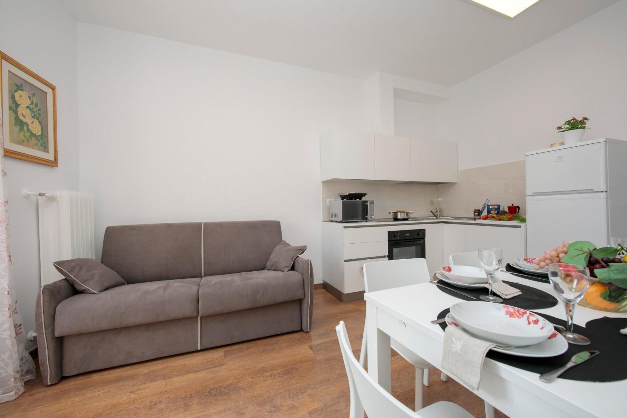 Residenza Rocca Del Lago - Happy Rentals Riva del Garda Exteriör bild