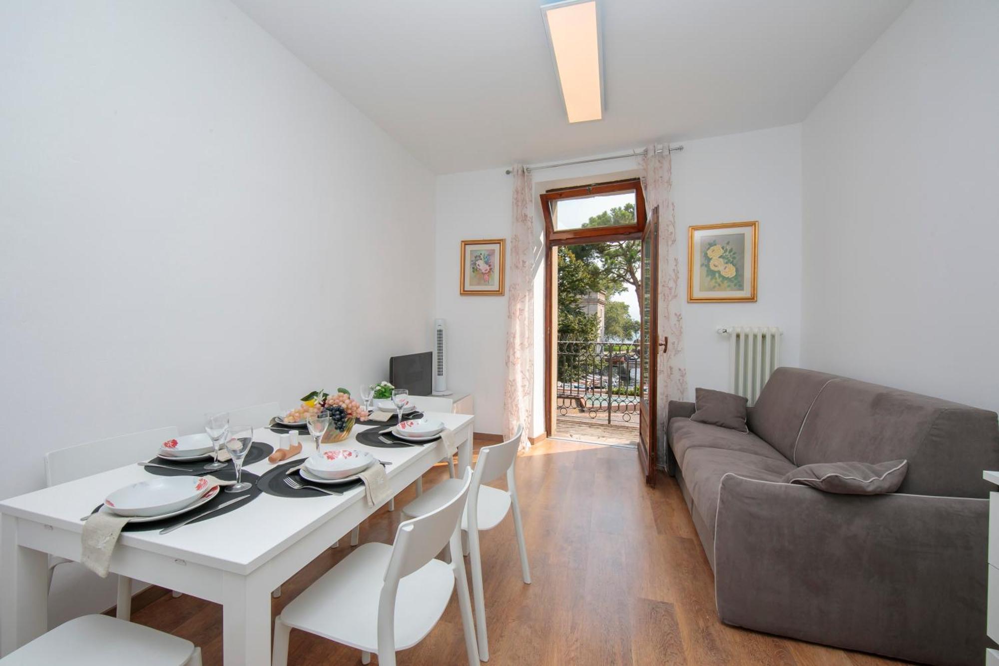 Residenza Rocca Del Lago - Happy Rentals Riva del Garda Exteriör bild